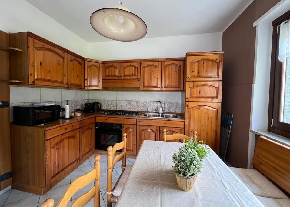 Ferienwohnung La Casa Di Sabi Locana Exterior foto